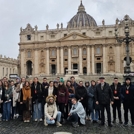 Rómába zarándokoltak a Romzsa Tódor Diákotthon egyetemistái