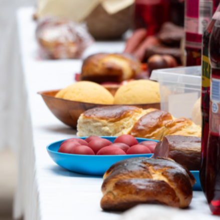 Pászkakosár-szentelés a Szent Péter és Pál Görögkatolikus Gyermekvédelmi Központban